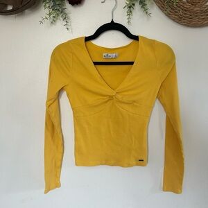 Y2K Yellow Hollister V-Neck Long Sleeve Top size small